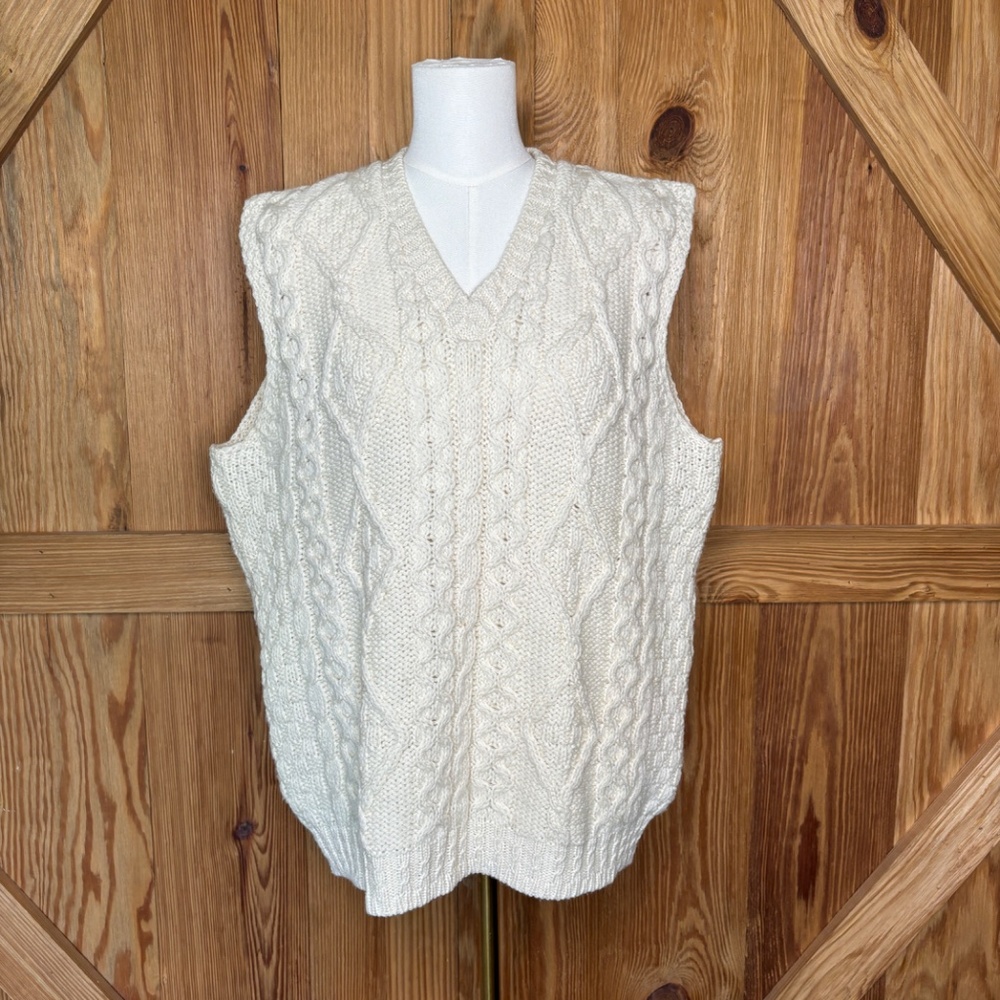 Vintage Handmade Chunky Knit Wool Vest: Oversized Academia Cream L/XL